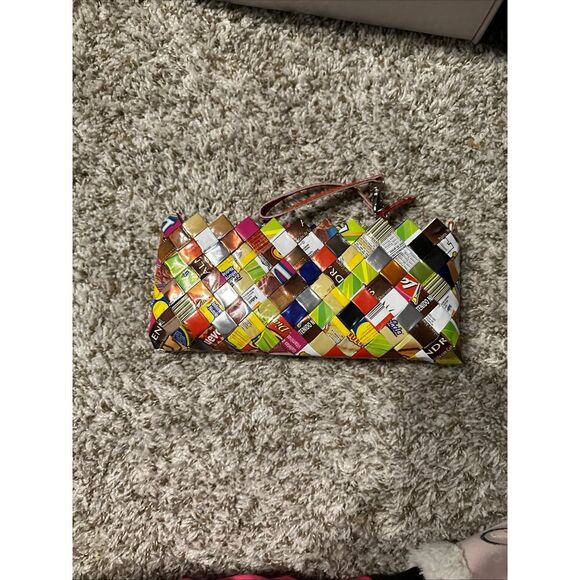Nahui Ollin Woven Candy‎ Wrapper Clutch Wristlet w/Red Patent Leather Strap/x - Picture 1 of 5